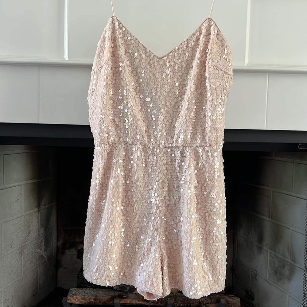 Beautiful and stylish ivory sequined romper